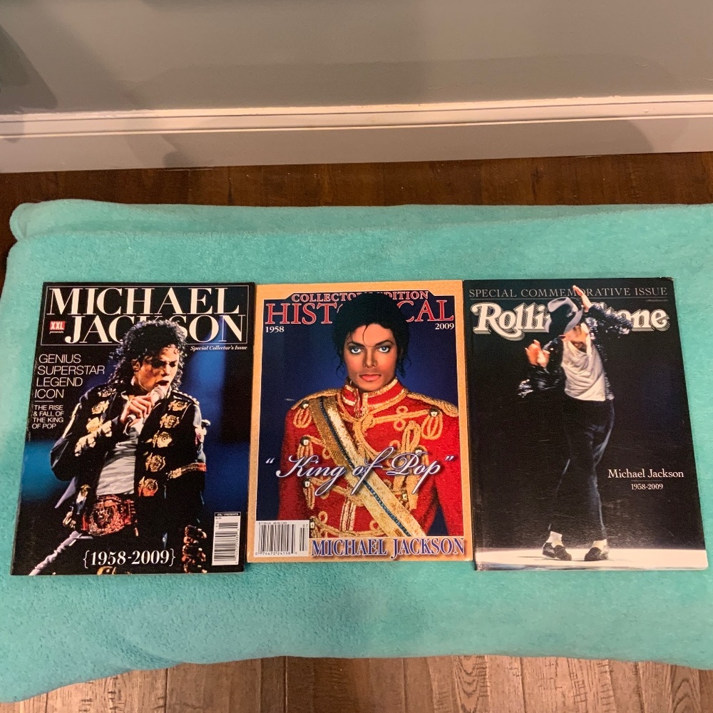 Lot of 3 Michael Jackson Magazines 2009